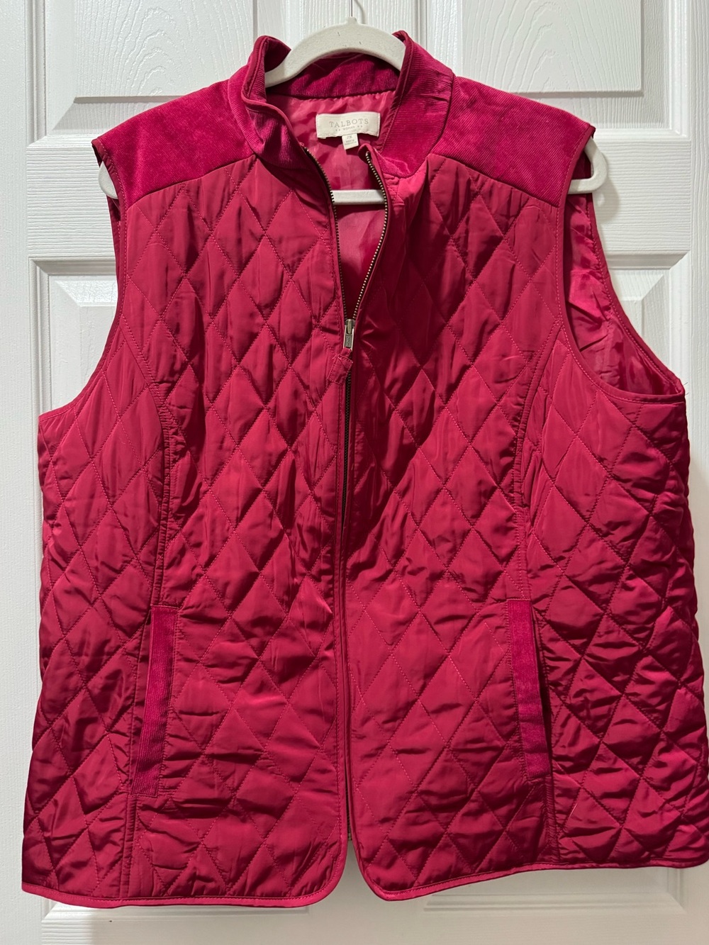 Talbots Quilted Sleeveless Vest in Raspberry Pink